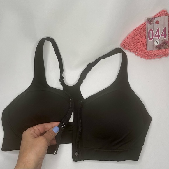 C9 Champion Black Front Zip-Up Sports Bra - Picture 3 of 7
